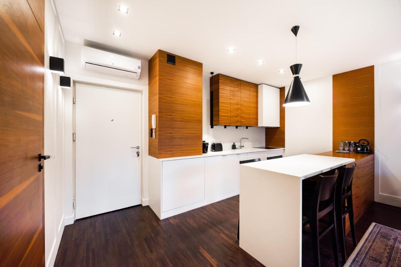 ורשה Wola Luxury Wooden Apartment מראה חיצוני תמונה