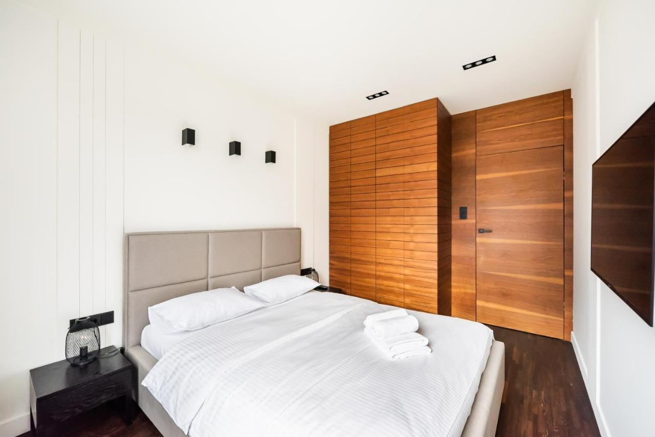 ורשה Wola Luxury Wooden Apartment מראה חיצוני תמונה