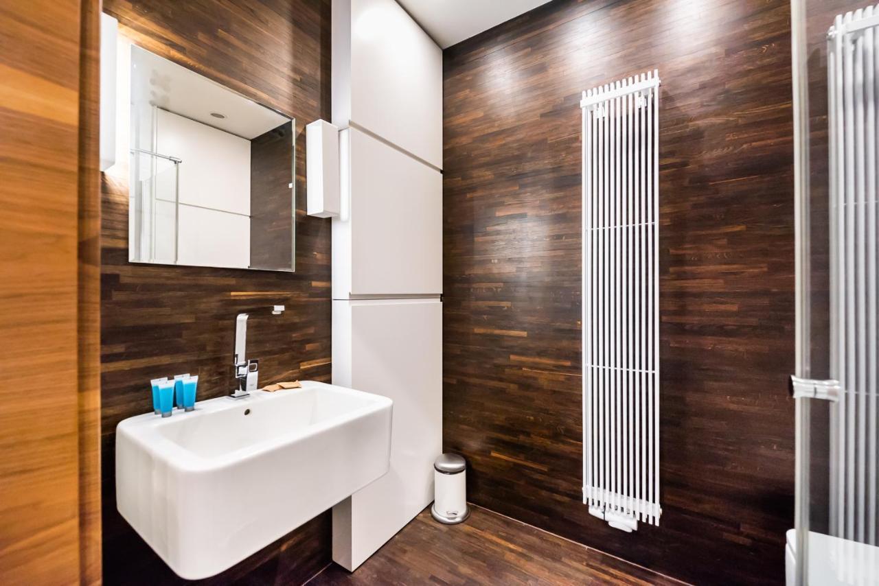 ורשה Wola Luxury Wooden Apartment מראה חיצוני תמונה